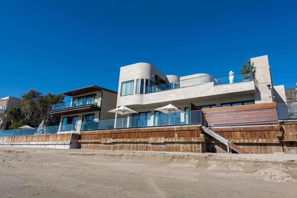 Malibu Sand Carbon Beach Suites Εξωτερικό φωτογραφία
