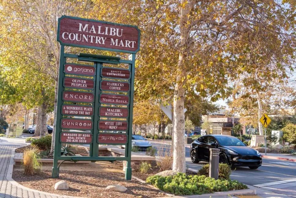 Malibu Sand Carbon Beach Suites Εξωτερικό φωτογραφία