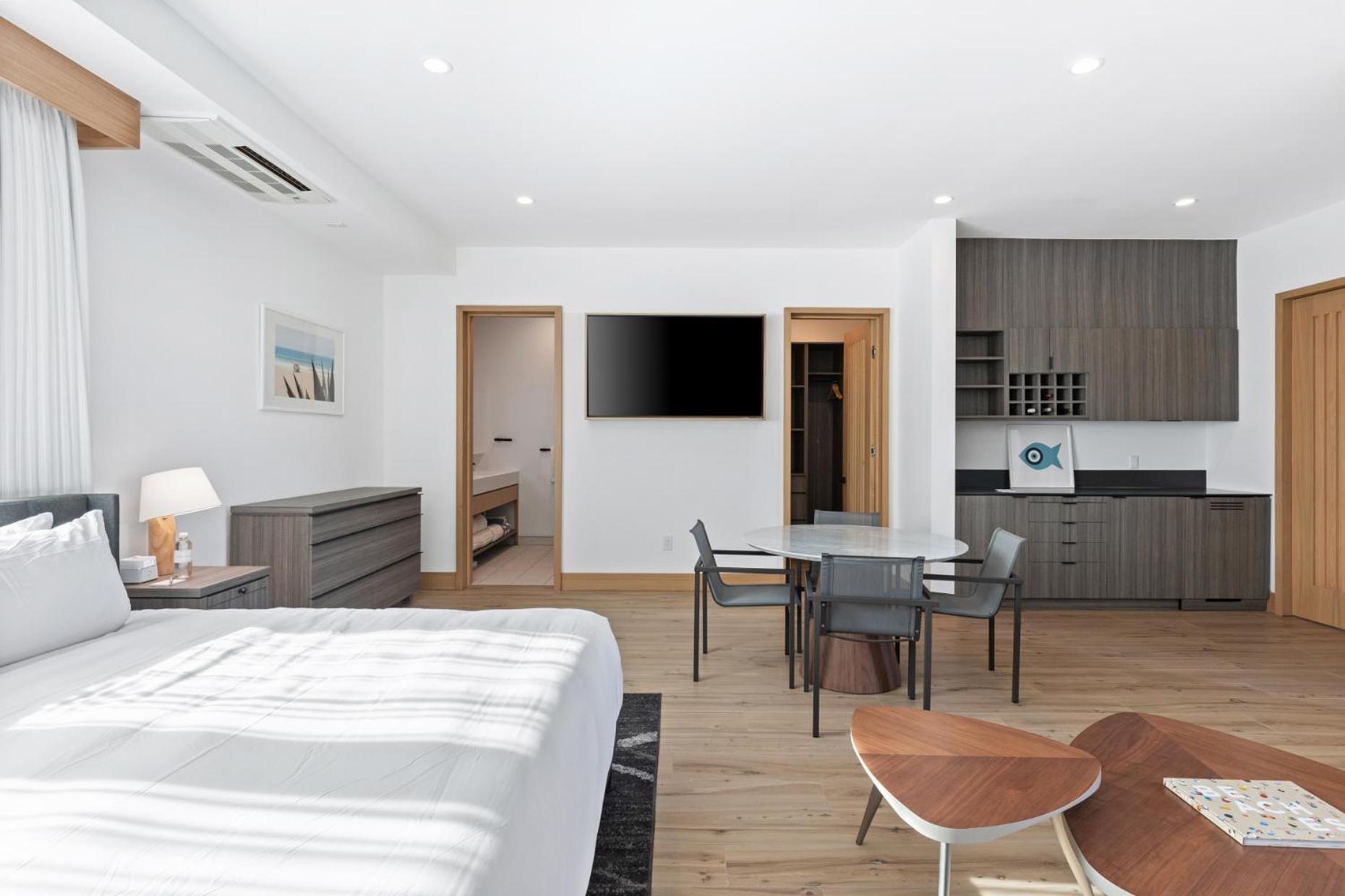 Malibu Sand Carbon Beach Suites Εξωτερικό φωτογραφία