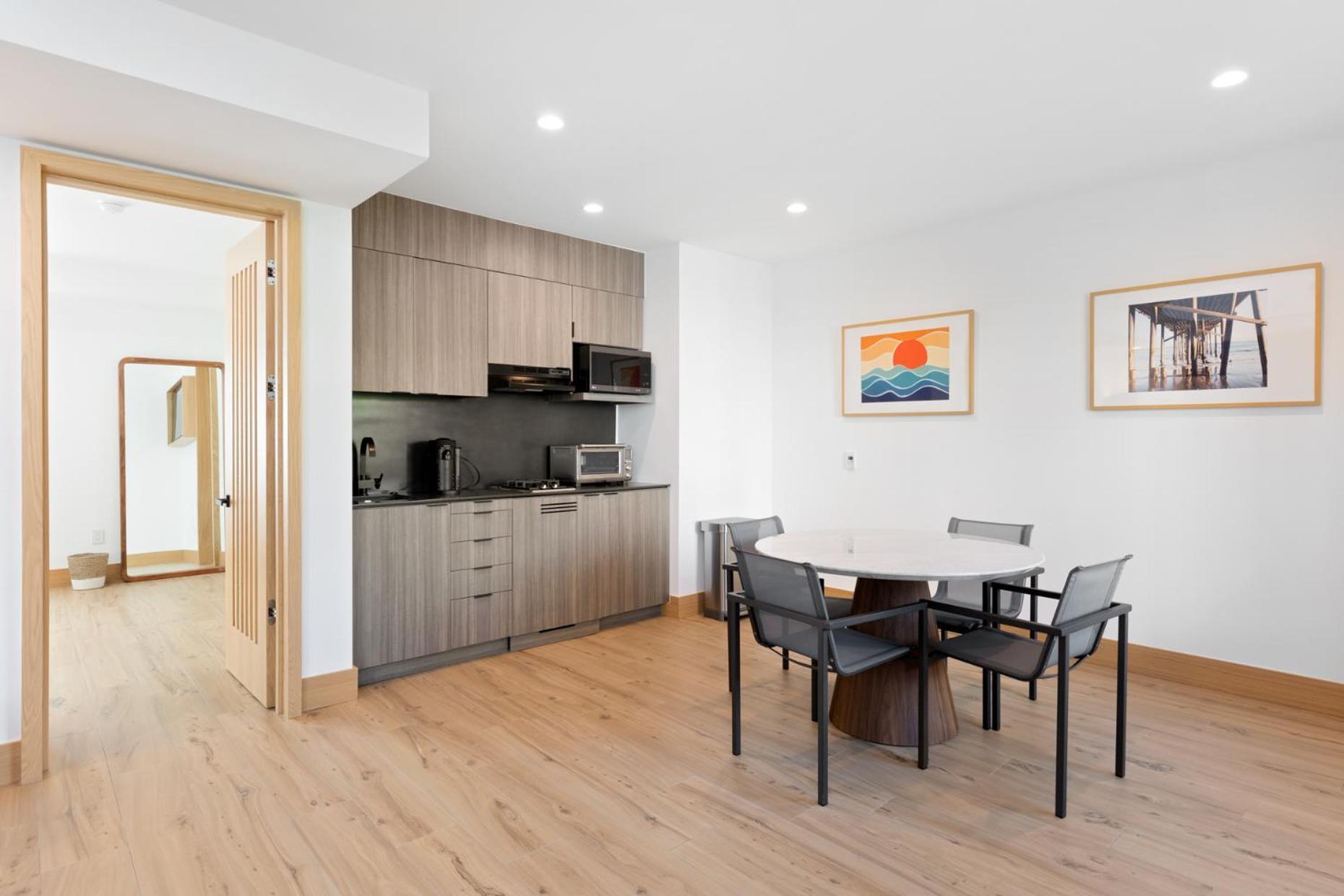 Malibu Sand Carbon Beach Suites Εξωτερικό φωτογραφία
